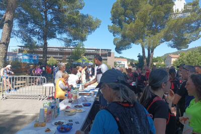 Agrandir l'image 42 sur 55, fenêtre modale